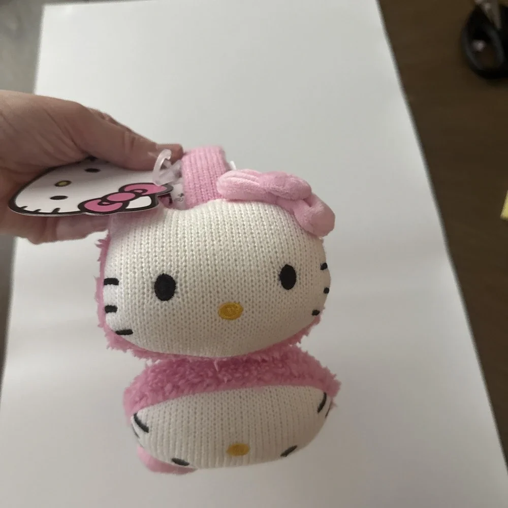Hello Kitty, Pink Fuzzy Earmuffs Toddler 3+ New With Tags